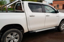Toyota Hilux 2015- рр. Бокові пороги Allmond Grey (2 шт., алюміній) фото 2