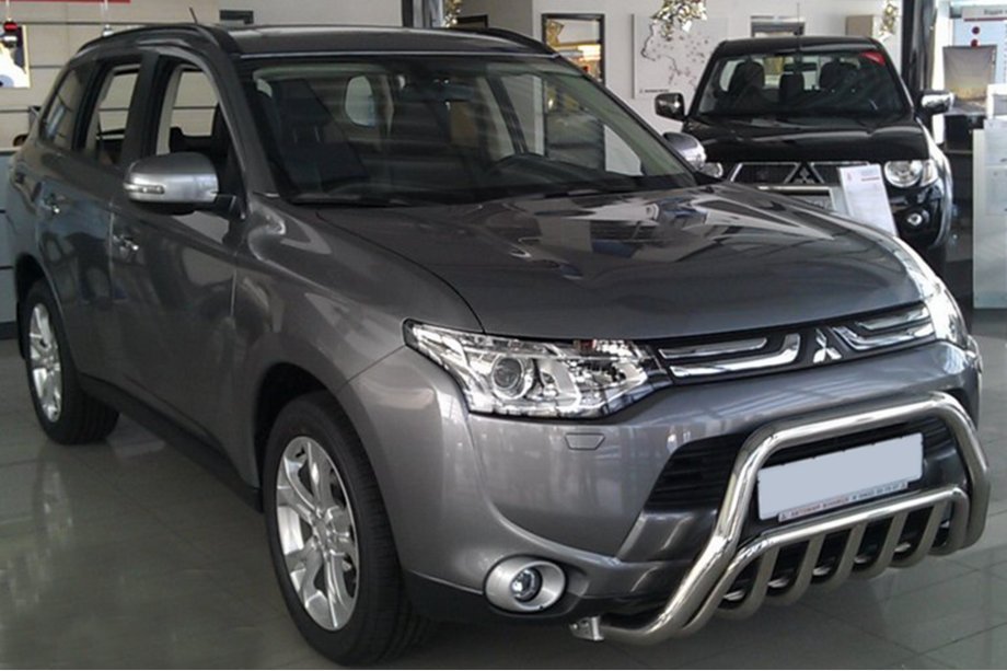 Mitsubishi Outlander 2012-2021 рр. Кенгурятник WT002 (нерж.) Image