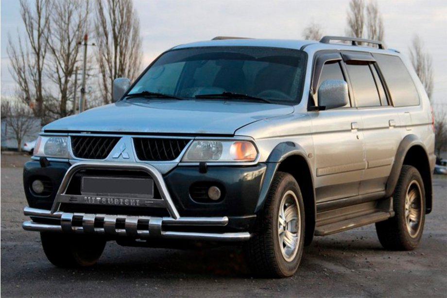 Mitsubishi Pajero Sport 1996-2007 рр. Передній захист ST015↗WT (нерж) Фото 1