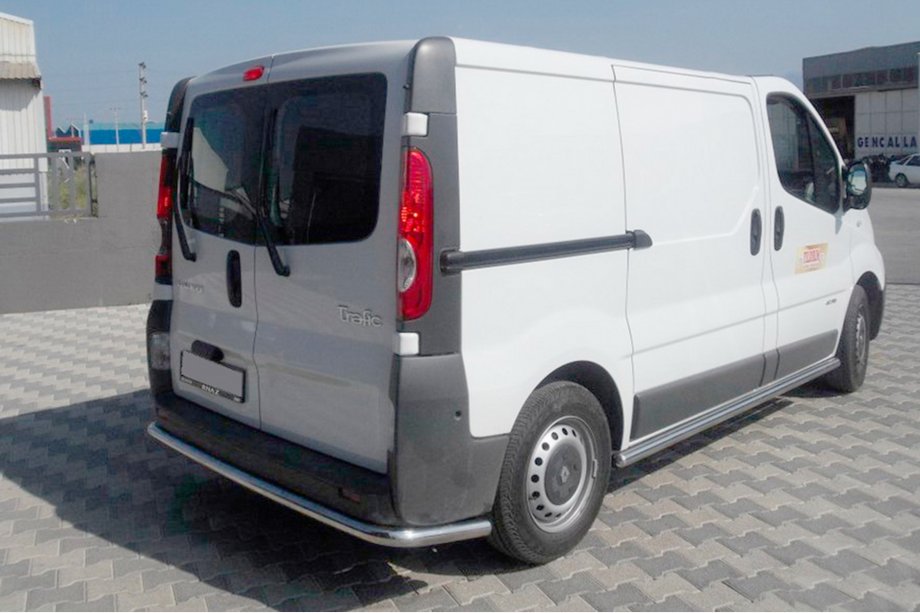 Opel Vivaro 2001-2015 рр. Задній захист AK005 (нерж) Фото 1
