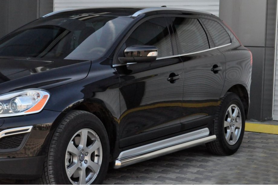 Volvo XC60 2009-2017 рр. Бічні труби BB004 (2 шт, нерж) Image