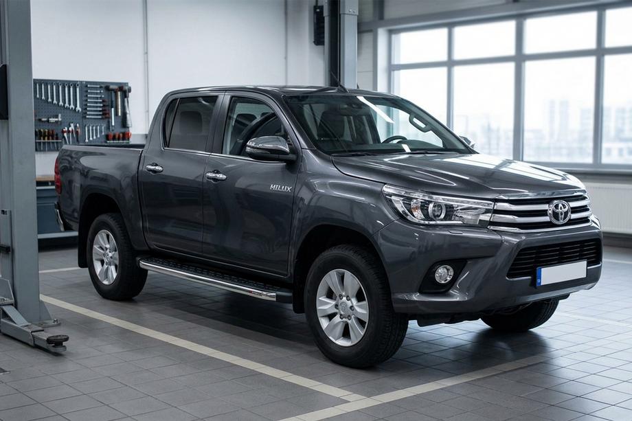 Toyota Hilux 2015- рр. Бокові пороги Blackline (2 шт., алюміній) Фото 1
