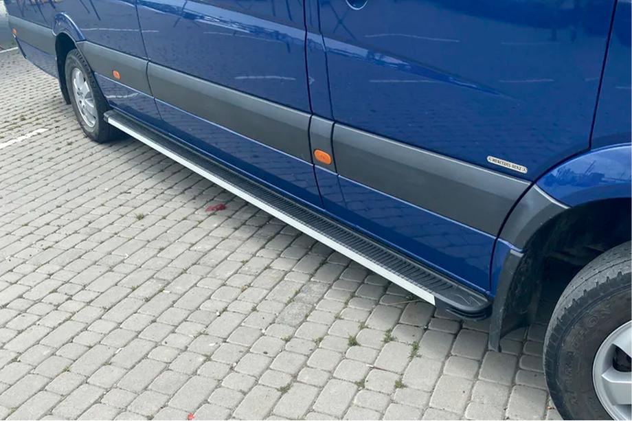 Mercedes Sprinter W906 2006-2018 рр. Бокові пороги Maya (2 шт., алюміній) Image