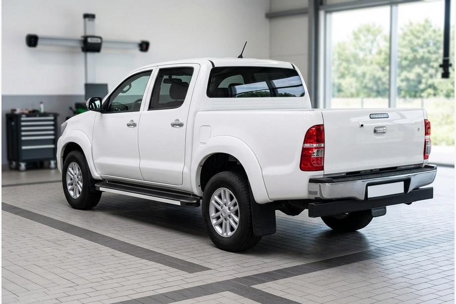 Toyota Hilux 2006-2015 рр. Бокові пороги Maya V1 (2 шт., алюміній) Image