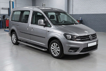 Volkswagen Caddy 2015-2020 рр. Бокові пороги Maydos V1 (2 шт., алюміній ↗ нерж) фото 1