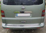 Volkswagen T5 Multivan 2003-2010 рр. Накладка над номером для дверей Ляда (нерж) Без напису, Carmos - Турецька сталь фото 5