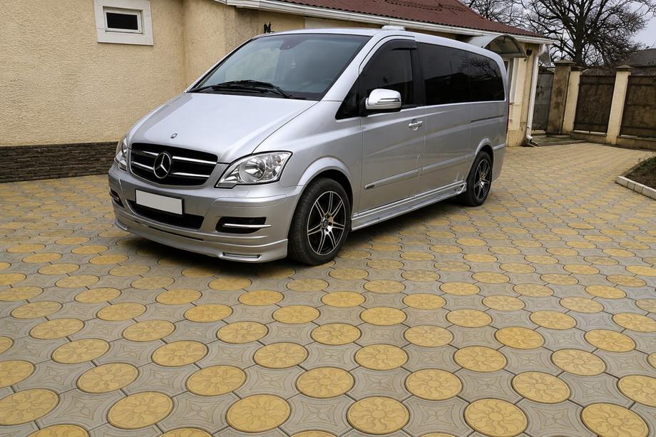Mercedes Vito W639 2004-2014 рр. Накладка на бампер BRB V1 (під фарбування) Фото 3