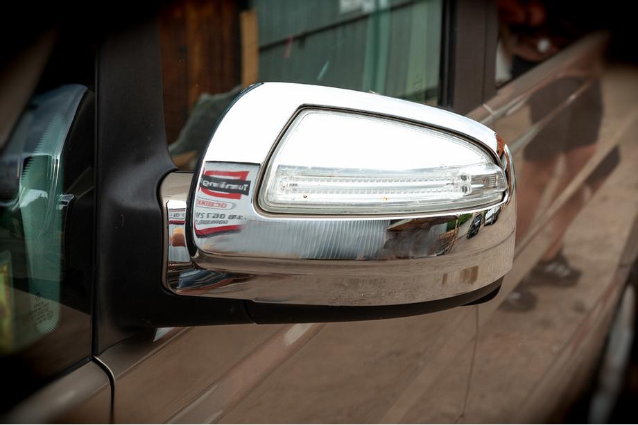 Mercedes Viano 2004-2014 рр. Накладки на дзеркала VIANO 2010-2015 (2 шт., пласт) Image