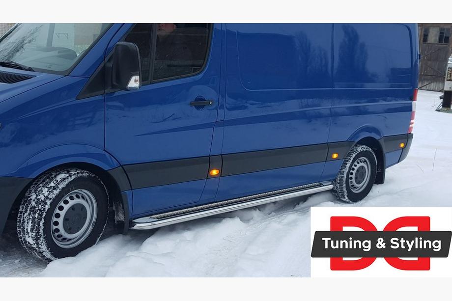 Volkswagen Crafter 2006-2016 рр. Бокові пороги Premium (2 шт., нерж.) d60, середня база Фото 6