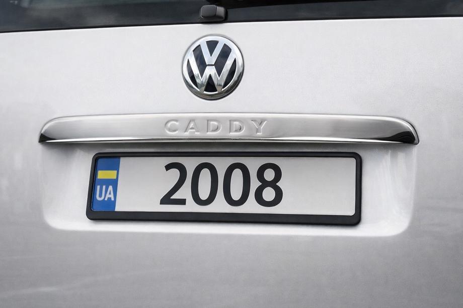 Volkswagen Caddy 2004-2010 рр. Накладка над номером (1 дверн, нерж) Carmos - Турецька сталь (з написом) Фото 1