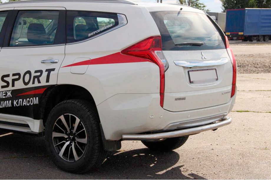 Mitsubishi Pajero Sport 2015- рр. Задній захист AK005 (нерж) Фото 1