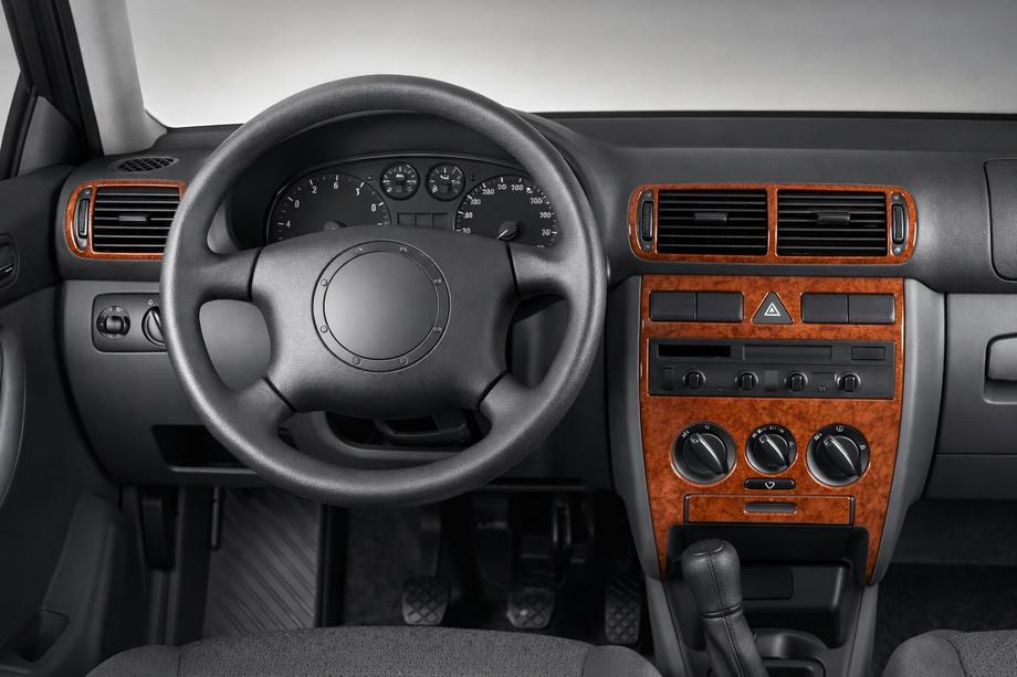 Audi A3 1996-2003 рр. Накладки на панель (1996-2000) Алюміній Image