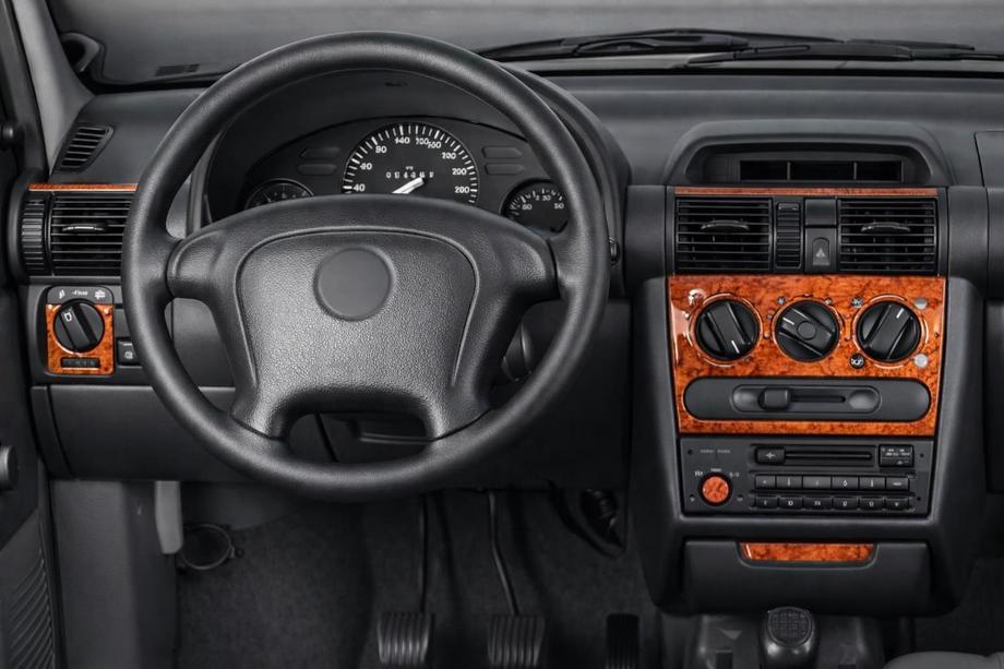 Opel Corsa B 1993-2004 рр. Накладки на панель Image