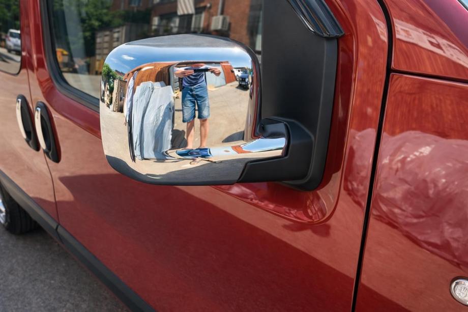 Peugeot Bipper 2008-2017 рр. Накладки на дзеркала повні (2 шт., нерж) Carmos - Хромований пластик Фото 1