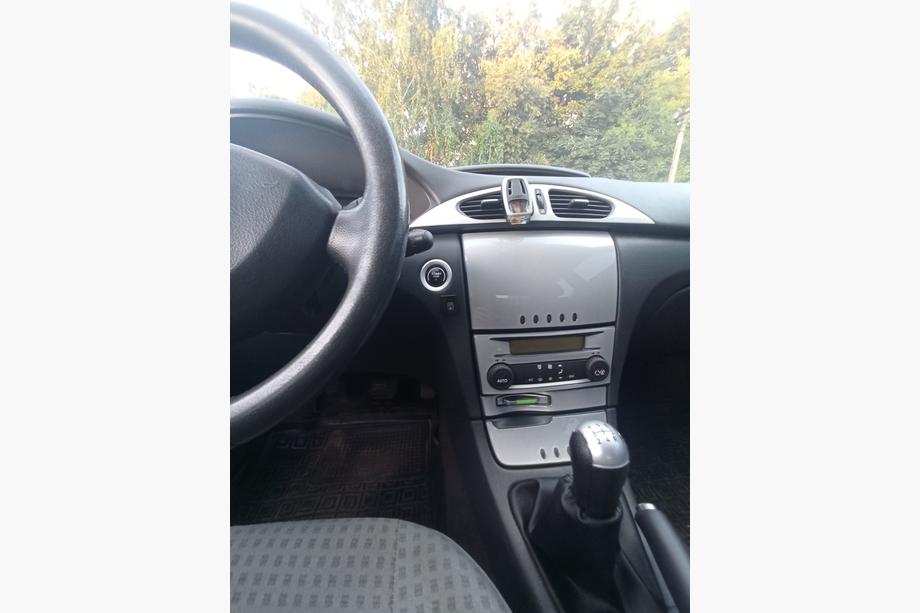 Renault Laguna 2001-2007 рр. Накладки на панель (2001-2005) чорний рояль Фото 7