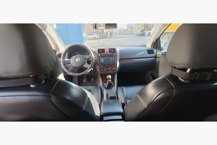 Volkswagen Golf 5 2003-2009 рр. Накладки на панель Титан Фото 8