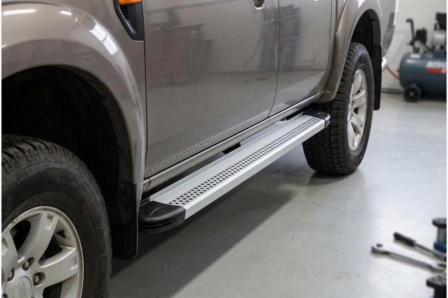 Ford Ranger 2007-2011 рр. Бокові пороги Maya V2 (2 шт., алюміній) Image
