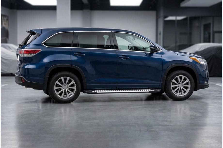 Toyota Highlander 2013-2019 рр. Бокові пороги Line (2 шт., алюміній) Image
