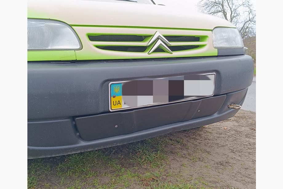 Citroen Berlingo 1996-2008 рр. Зимова решітка (1996-2003) Глянцева Фото 2