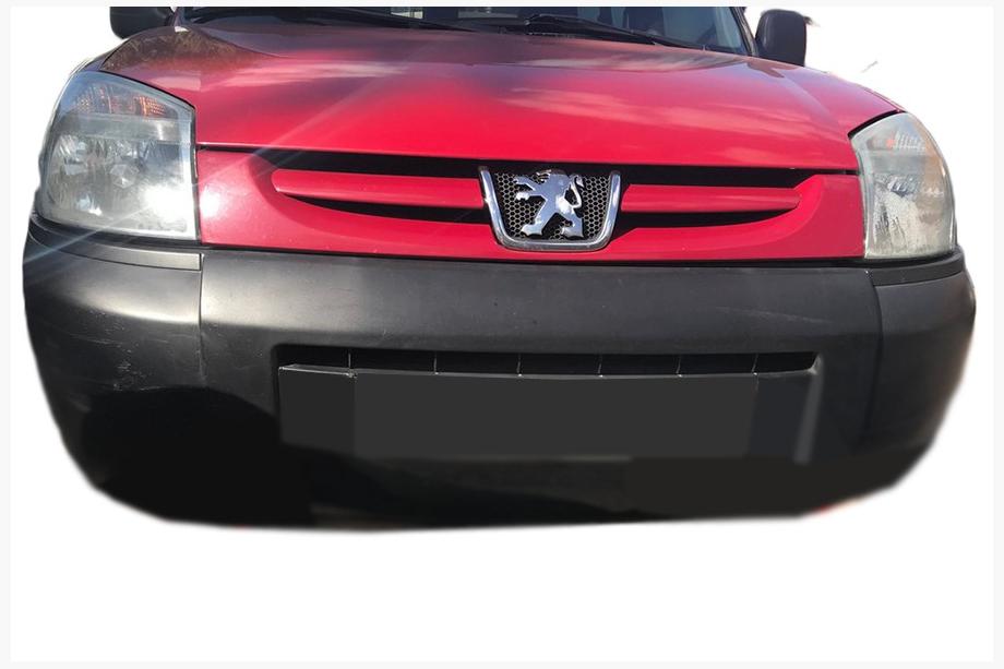 Citroen Berlingo 1996-2008 рр. Зимова решітка (2003-2008) Image