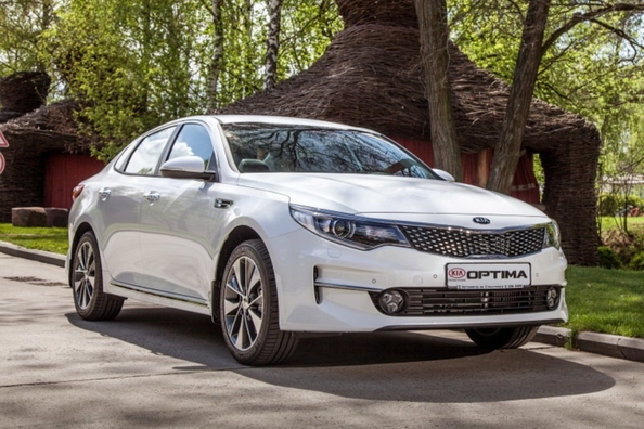 Огляд оновленої моделі Kia Optima