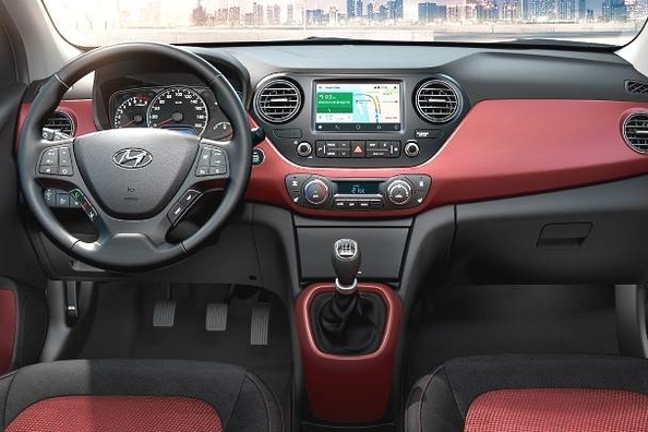 Огляд компактного хетчбека Hyundai i10