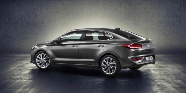 Hyundai представила дві нові моделі сімейства i30