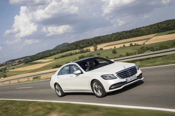 У Європі почалися продажі оновленого Mercedes-Benz S-Class Фото 1