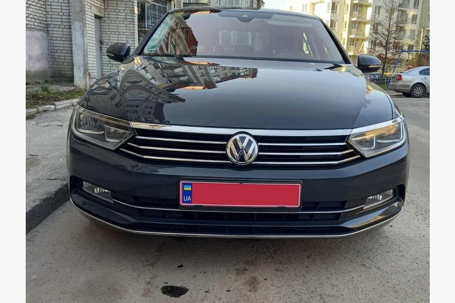 Volkswagen Passat B8 2015-2023 рр. Накладки на передній бампер (2015-2018, 3 шт, нерж) Carmos - Турецька сталь Фото 2