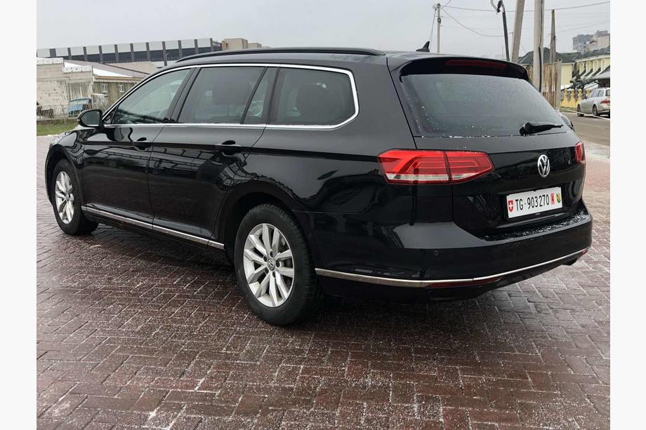 Volkswagen Passat B8 2015-2023 рр. Накладка на торец заднього бампера SD/SW (3 шт, нерж) OmsaLine - Італійська нержавійка Фото 2