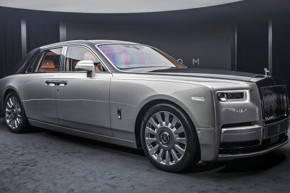 Офіційно представлений Rolls-Royce Phantom восьмого покоління