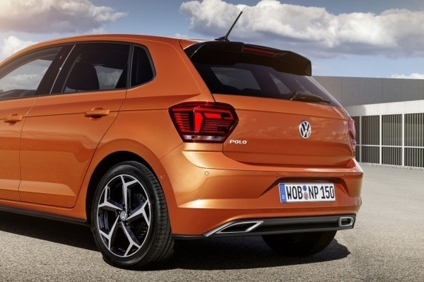Огляд хетчбека Volkswagen Polo шостого покоління Фото 3