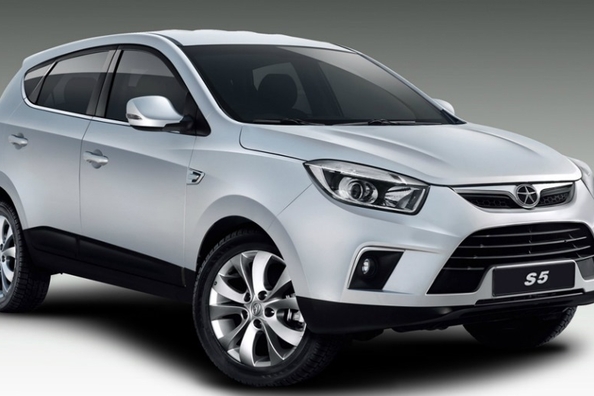 Огляд кросовера JAC S5
