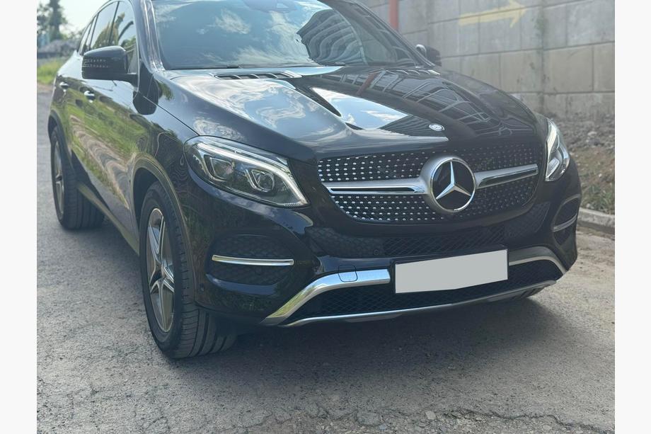 Mercedes GLE/ML class W166 2011-2018 рр. Тюнінг решітка Diamond (GLE) З місцем під камеру Фото 3
