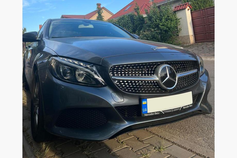 Mercedes C-class W205 2014-2021 рр. Передня решітка Diamond Silver (для Avantgarde/AMG-Line/C43 AMG) 2018+, з камерою Фото 4