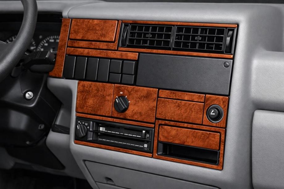 Volkswagen T4 Transporter 1990-2003 рр. Накладки на торпеду (1991-1995) карбон Фото 1