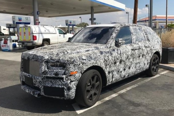 Компанія Rolls-Royce випустить кросовер