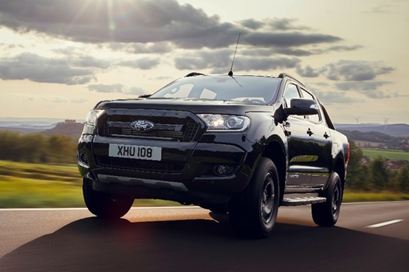 У Франкфурті представлять лімітовану версію пікапа Ford Ranger Black Edition Фото 3