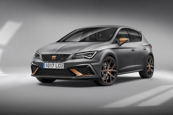 Seat розсекретив нове покоління Leon Cupra R Фото 2