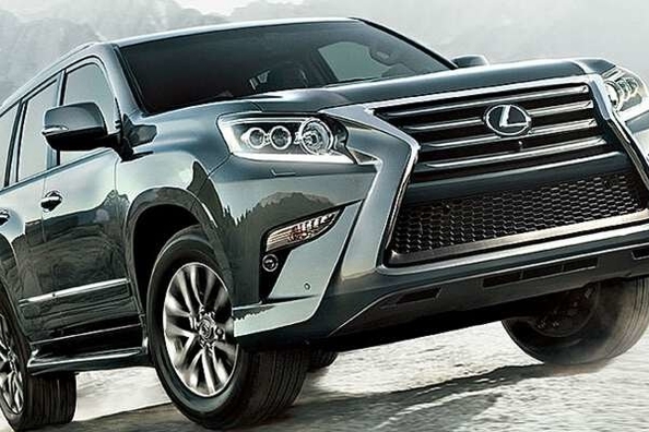 Брутальність і вишуканість в оновленому позашляховик Lexus GX 460 Фото 3