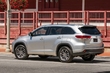 Огляд Toyota Highlander 2017 модельного року фото 2