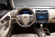 Огляд седана Nissan Teana фото 4