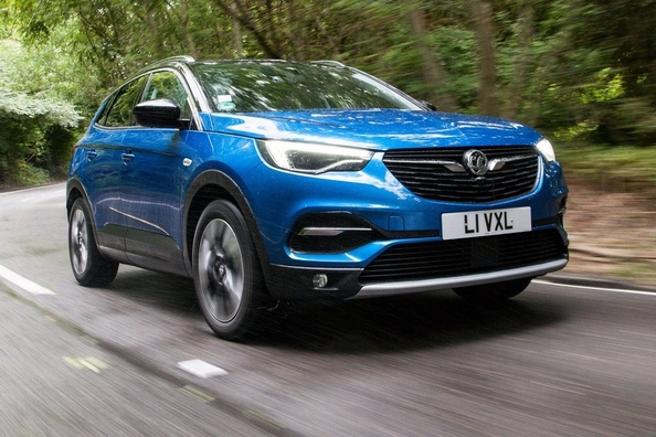 Vauxhall випустить новий кросовер Grandland X Sport
