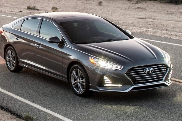 Огляд седана Hyundai Sonata 2018 модельного року