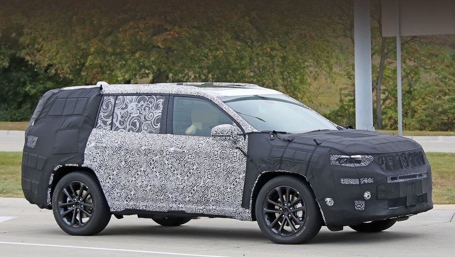 Jeep готує до випуску новий кросовер
