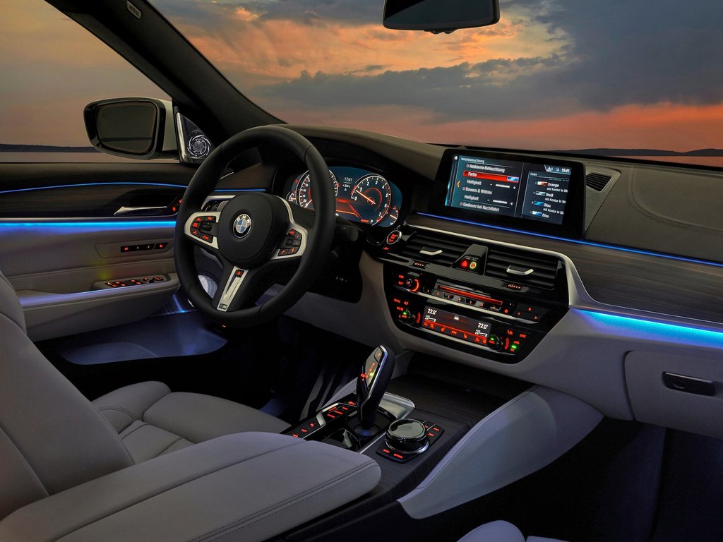 Знайомство з новою BMW 6 Series
