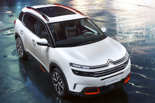 Огляд нової моделі позашляховика Citroen C5 Aircross Фото 4