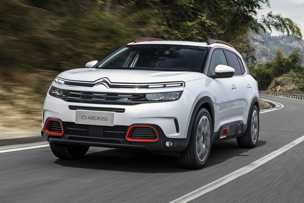 Огляд нової моделі позашляховика Citroen C5 Aircross Фото 1