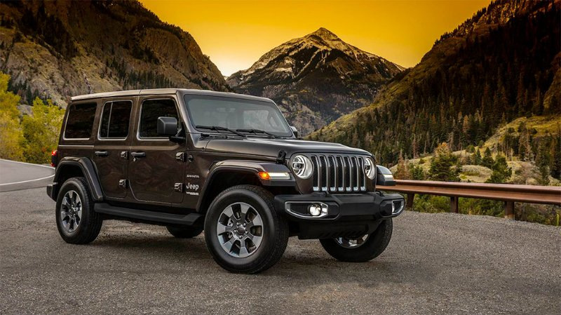 Компанія Jeep опублікувала фото інтер’єру нового позашляховика Wrangler