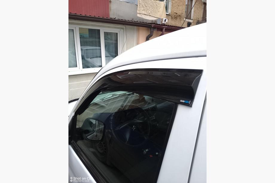 Peugeot Partner 1996-2008 рр. Вітровики (2 шт., Sunplex Sport) Фото 4